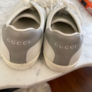 Gucci White and Gray Leather Sneakers